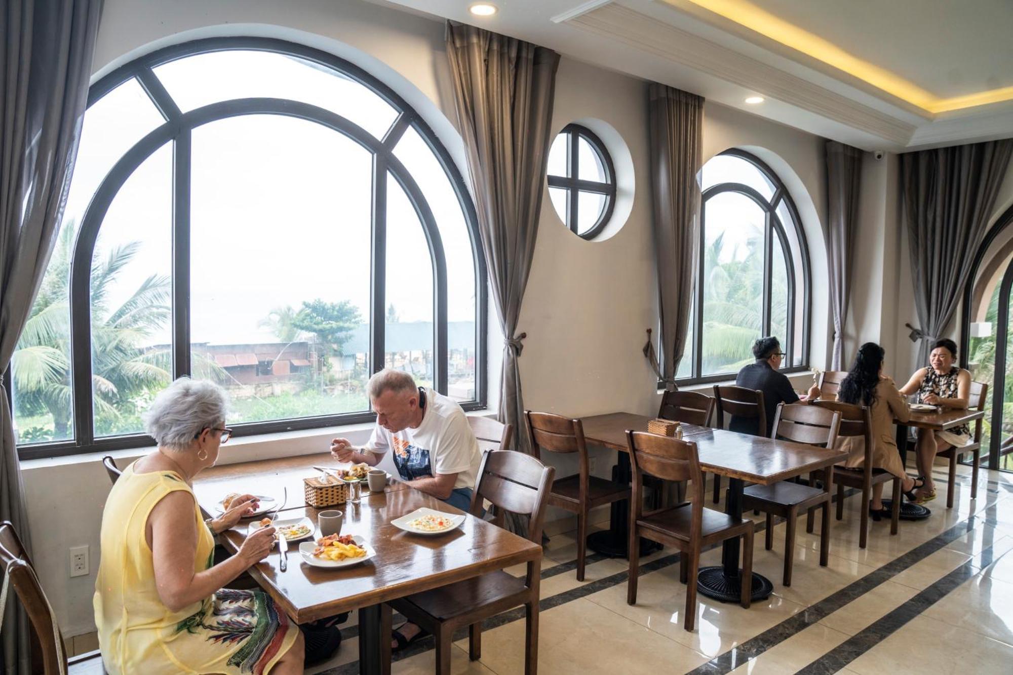 Maris Beach Hotel Phu Quoc Exterior photo